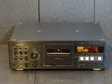 TEAC V-8030s 3-HEAD 4-MOTOR TAPE DECK EXCELLENT FULLY SERVICED