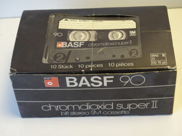 AGFA SUPERCHROM 90 CHROMDIOXID II NEW OLD STOCK 6 AUDIOKASSETTEN 6 CASSETTES SEALED + AGFA AUDIO CLEAN